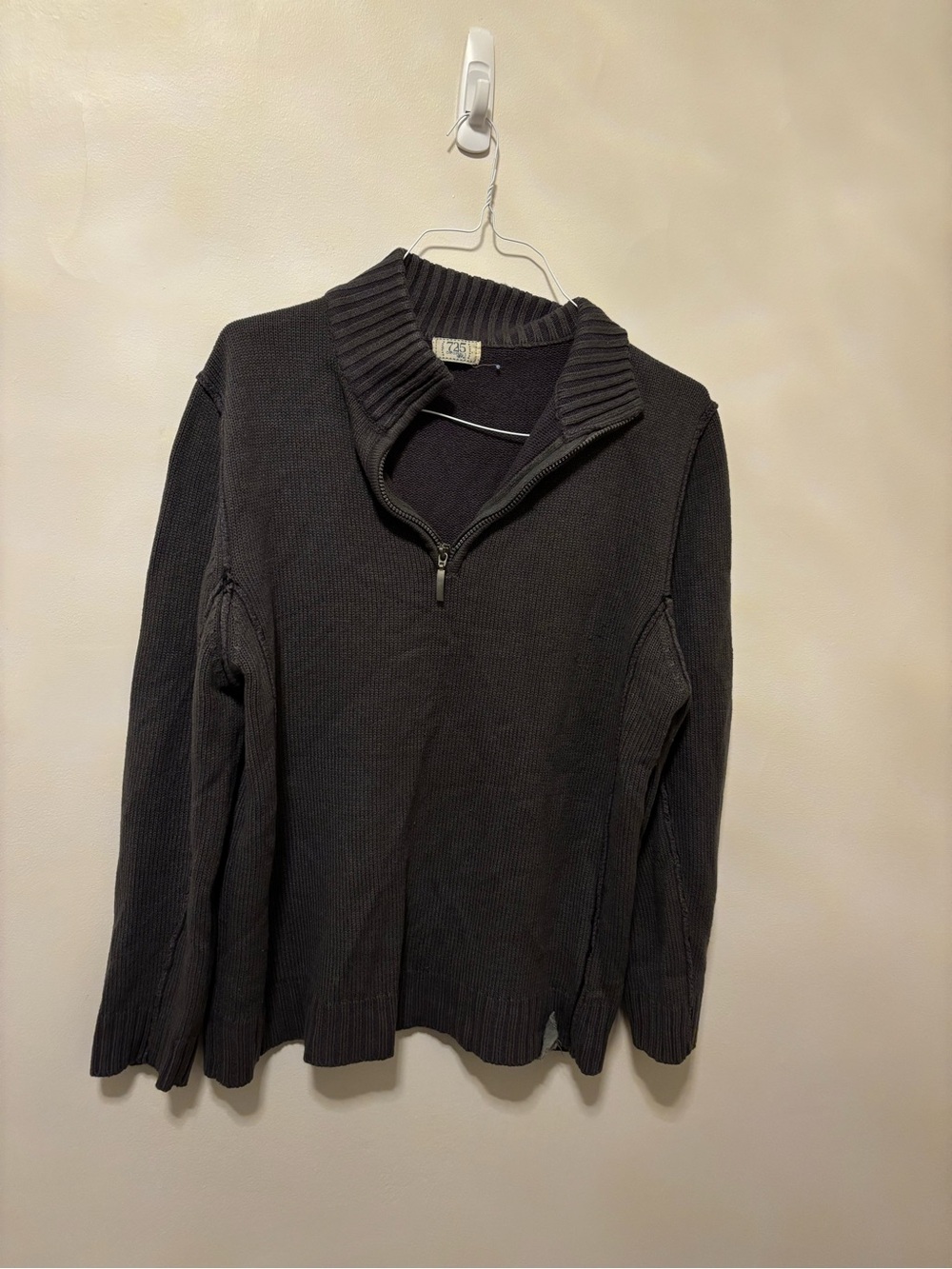 Quarter zip grey sweater